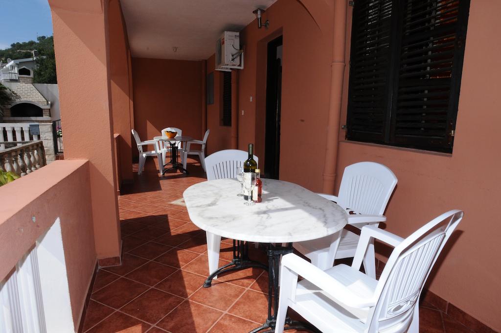 Vila Apartments Lidija Petrovac Chambre photo