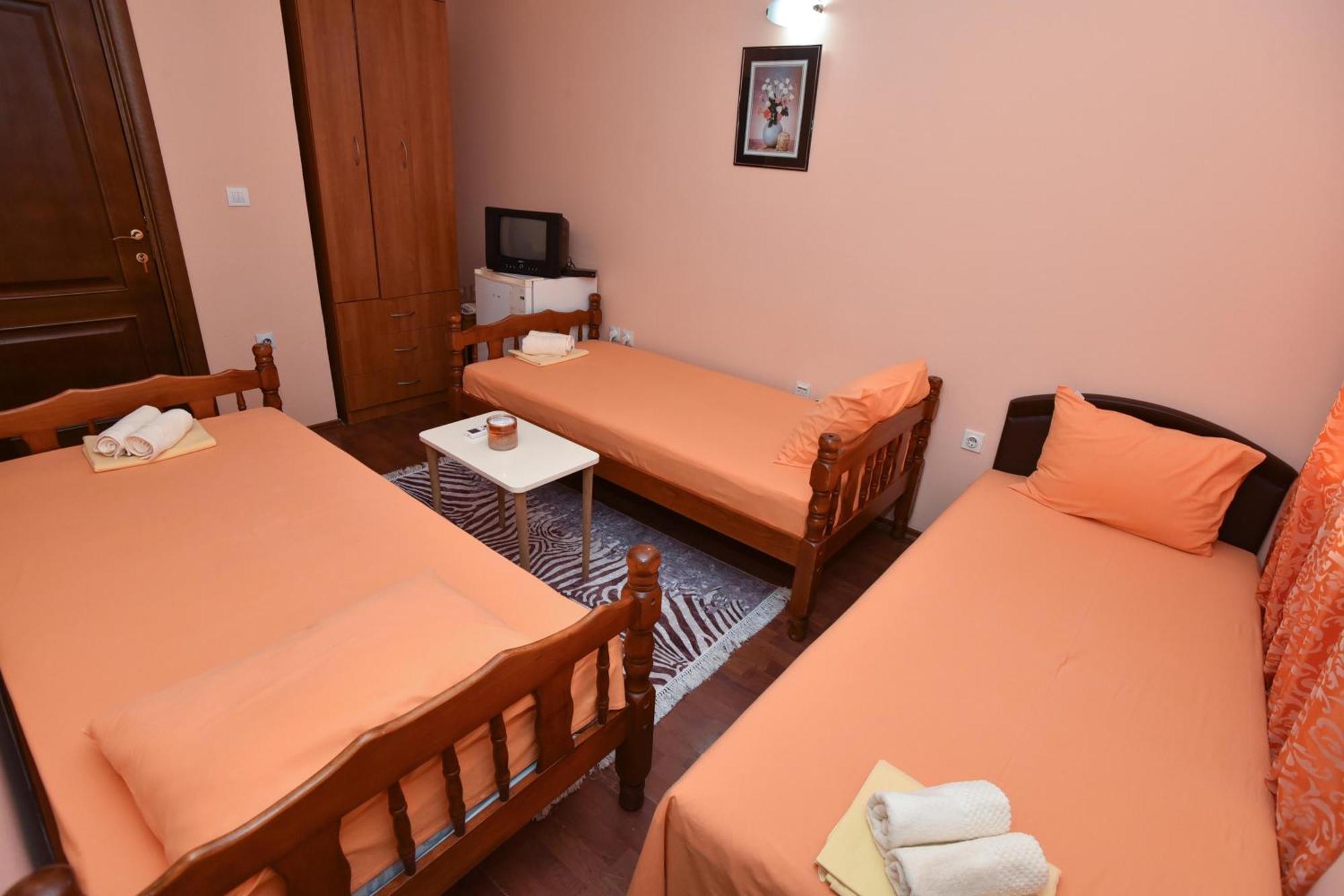 Vila Apartments Lidija Petrovac Extérieur photo