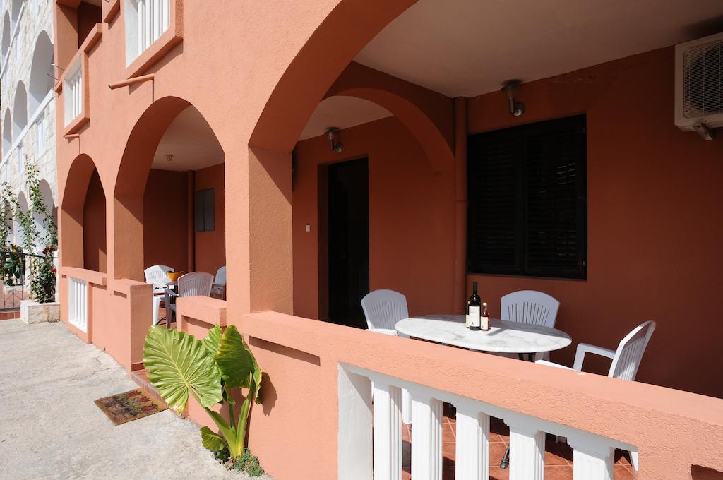 Vila Apartments Lidija Petrovac Chambre photo